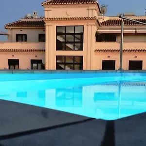 Gran Plaza De Apartamento Nerja